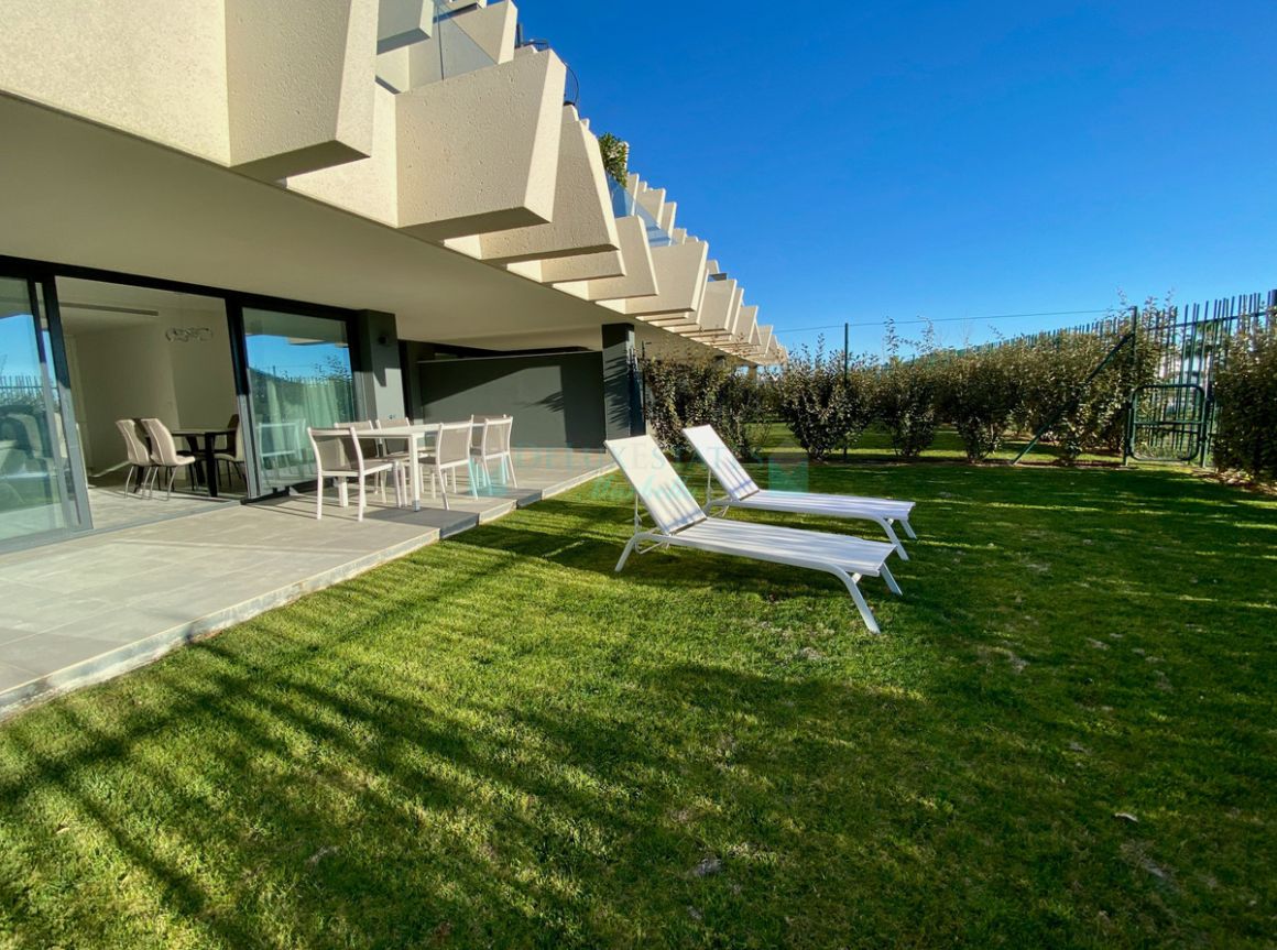 Ground Floor Apartment for sale in  New Golden Mile, Estepona