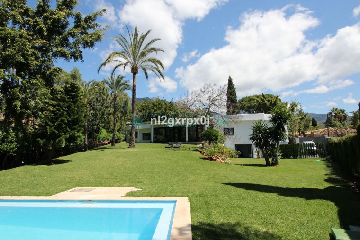 Villa in Nagüeles, Marbella Golden Mile