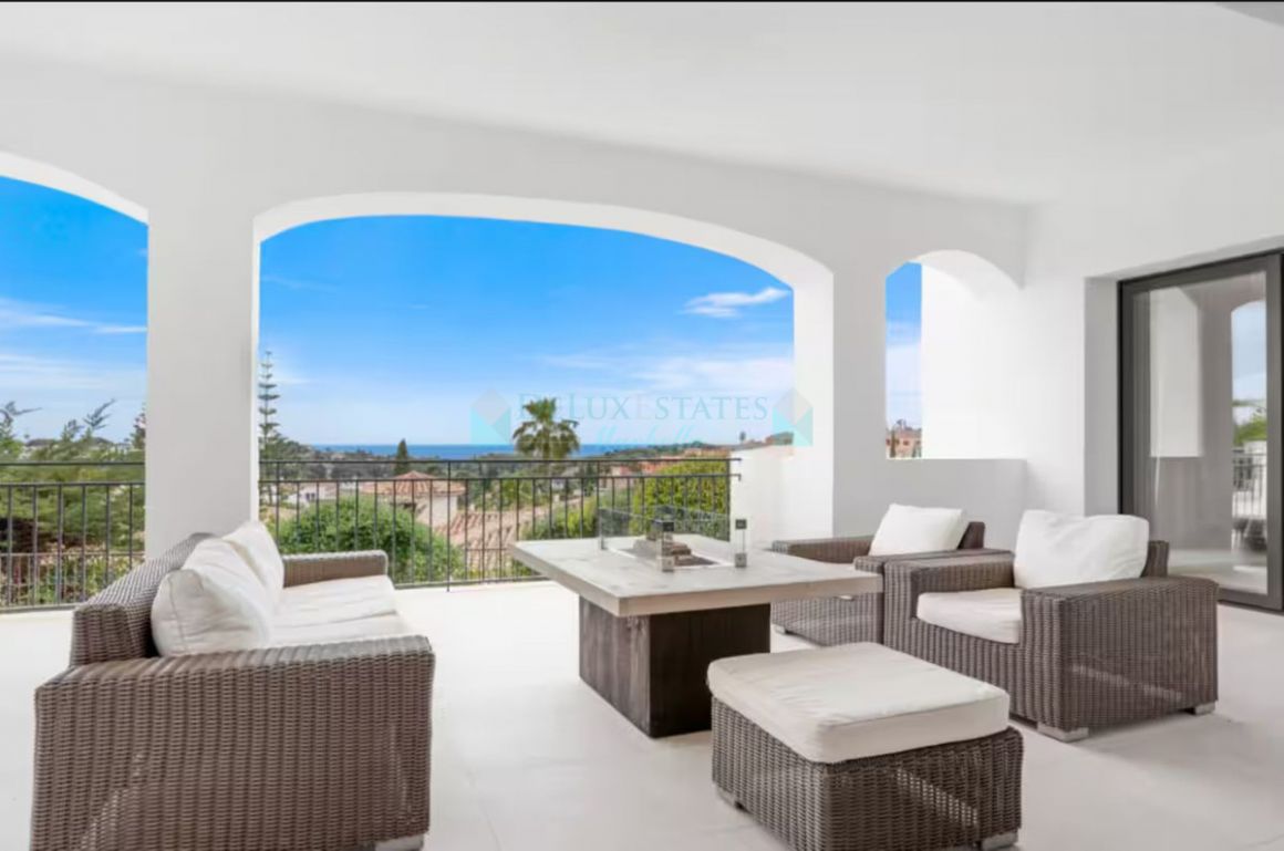 Villa en venta en Benahavis