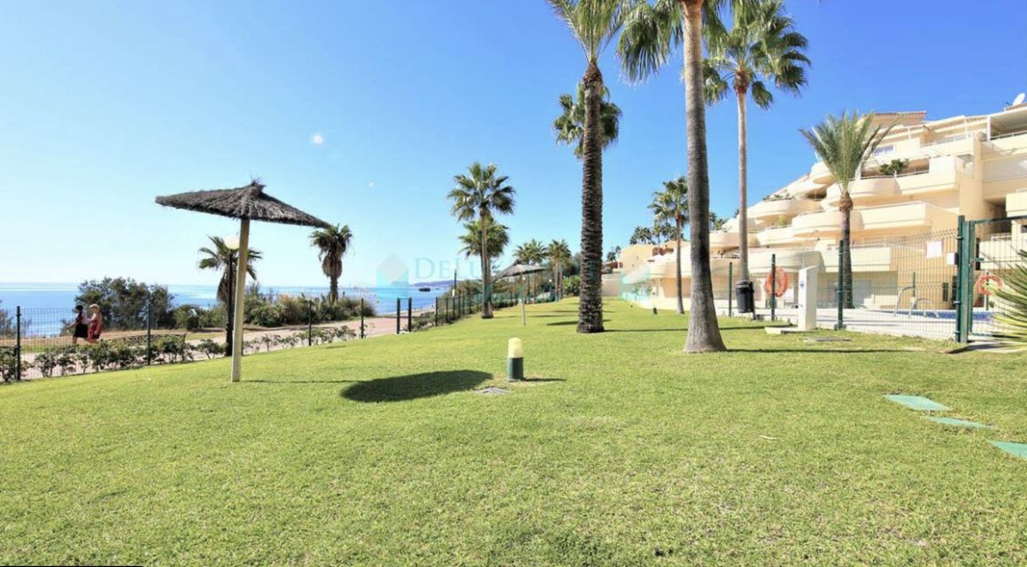 Apartamento en venta en Estepona