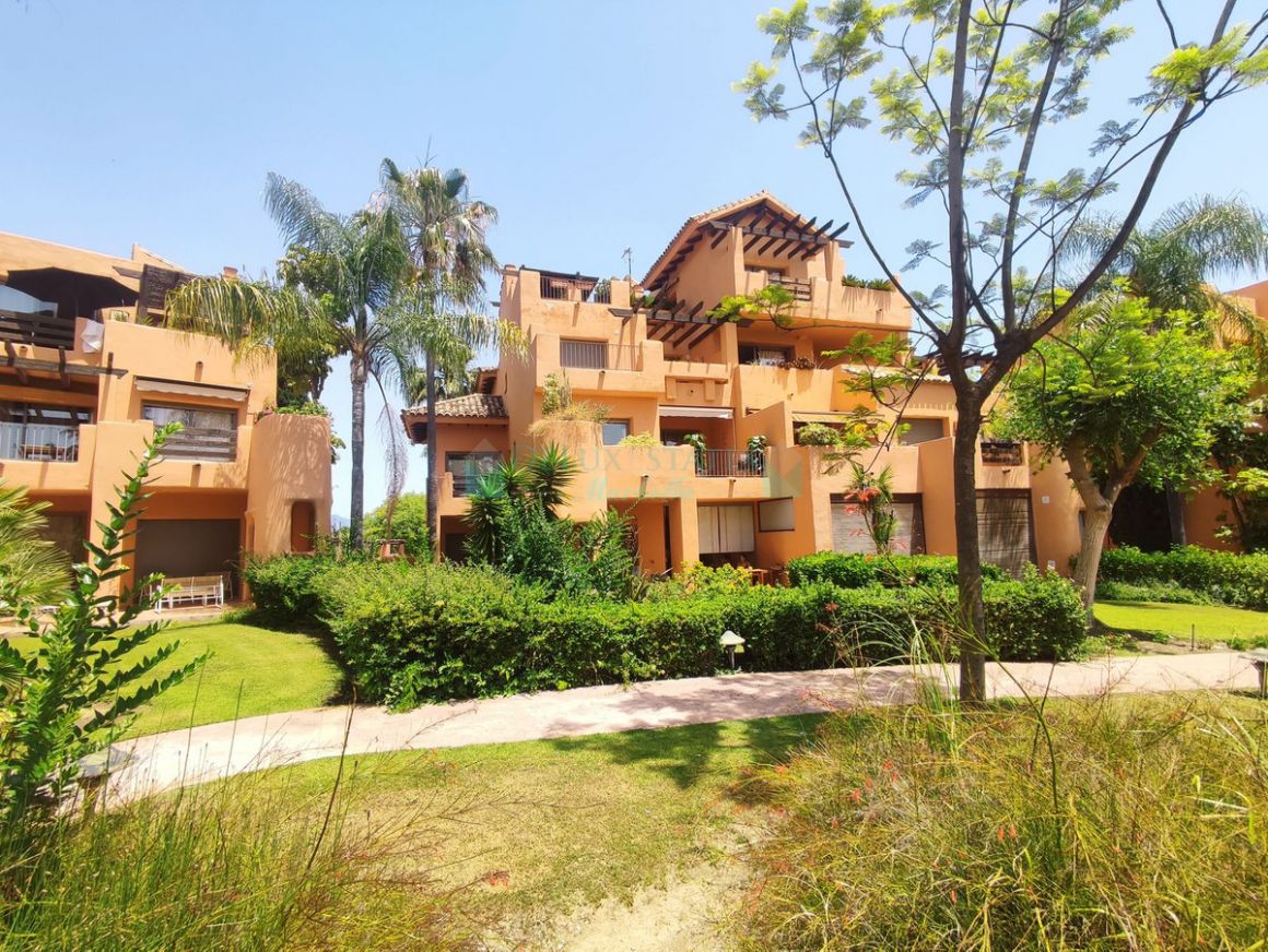 Apartment for rent in  Selwo, Estepona