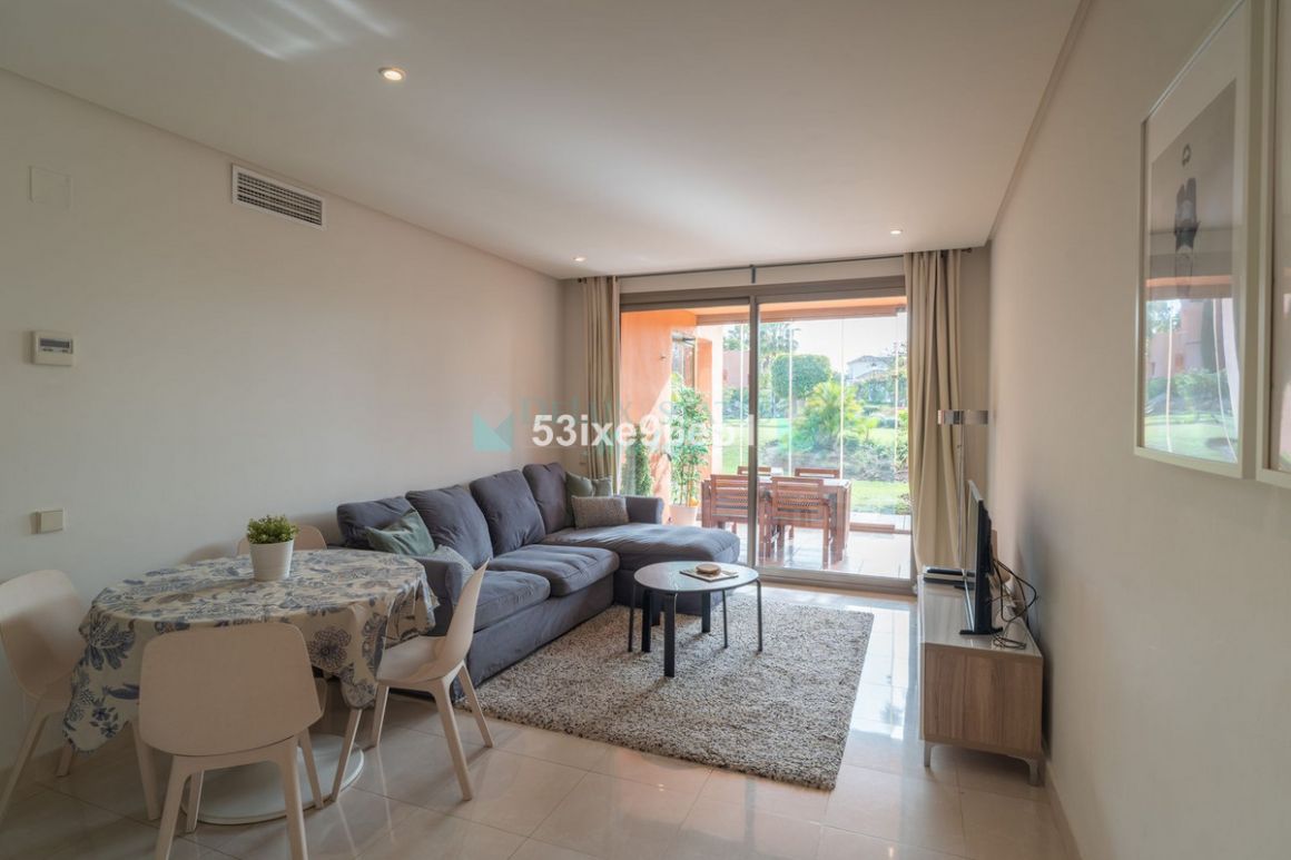 Ground Floor Apartment for sale in  New Golden Mile, Estepona