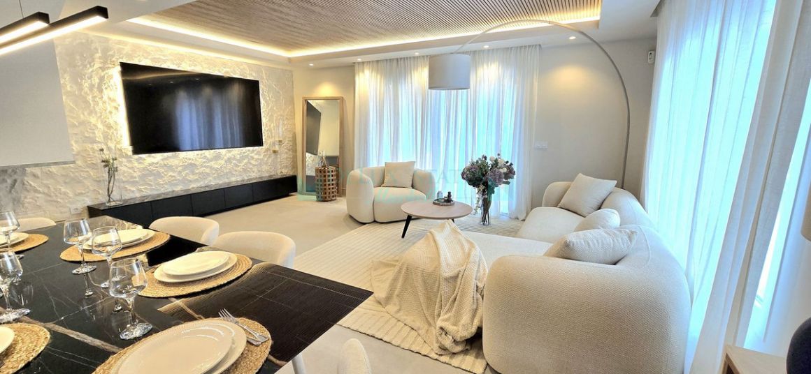 Semi Detached Villa for sale in  Atalaya, Estepona