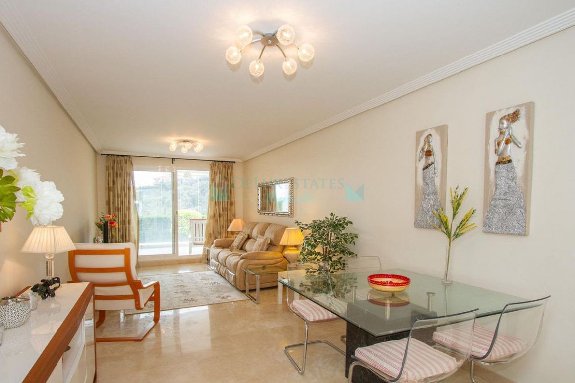 Ground Floor Apartment for sale in  La Mairena, Marbella East