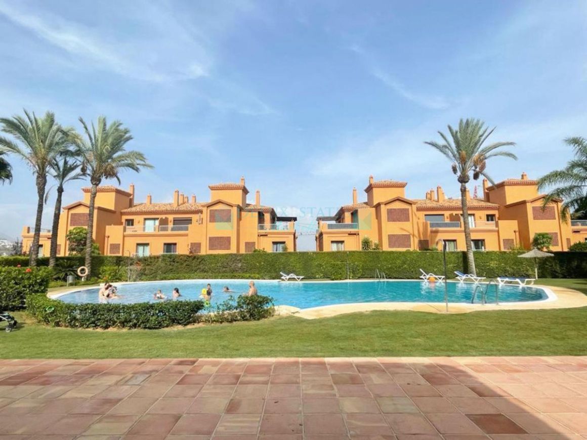 Apartment for sale in Estepona