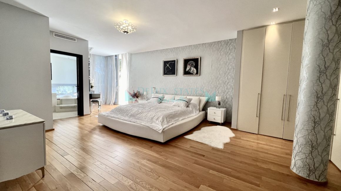 Semi Detached Villa for rent in Marbella Golden Mile