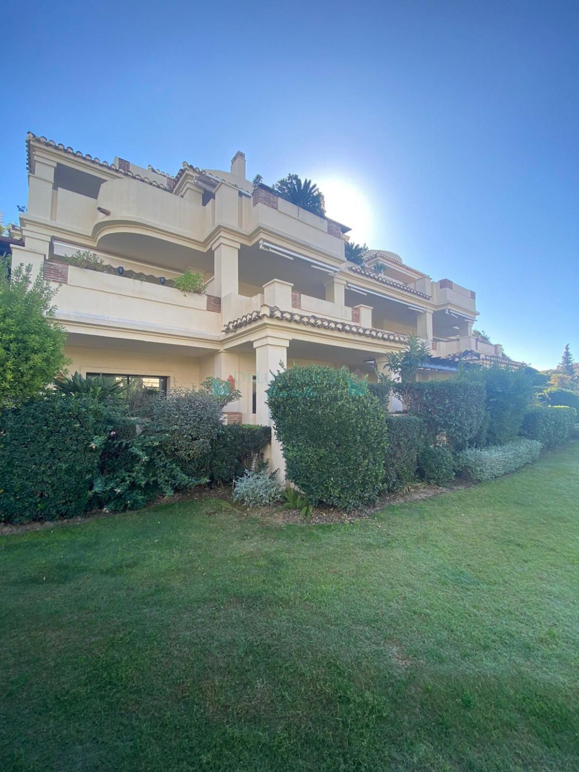 Ground Floor Apartment for sale in Benahavis