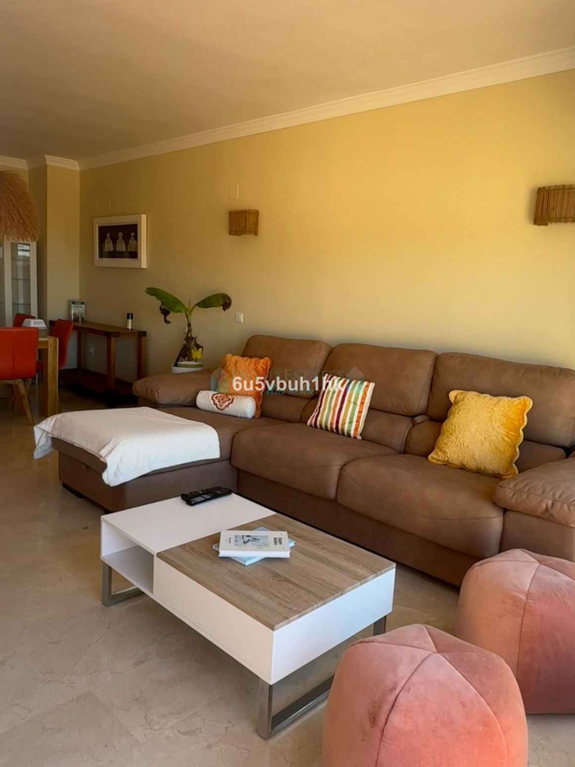 Apartment for rent in  Elviria, Marbella East