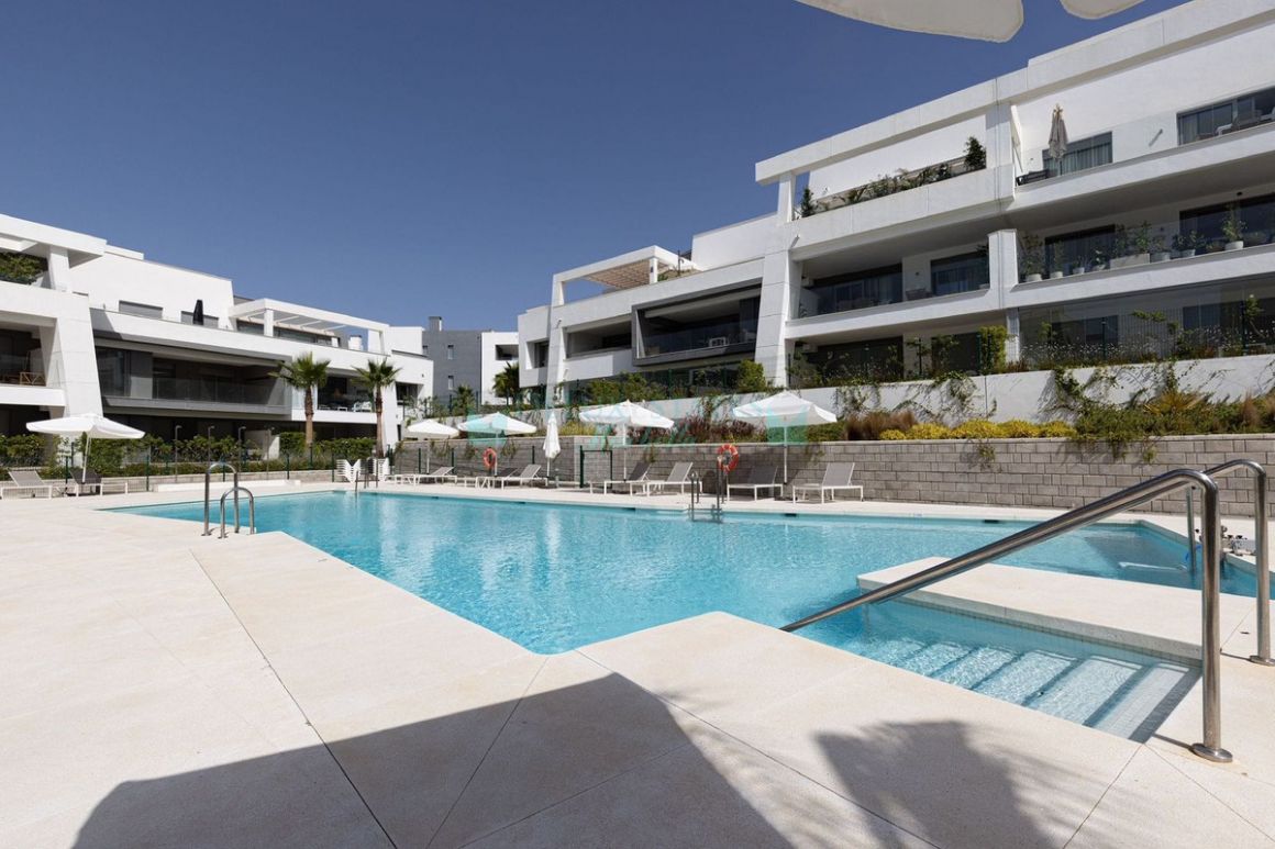 Apartamento Planta Baja en venta en Estepona