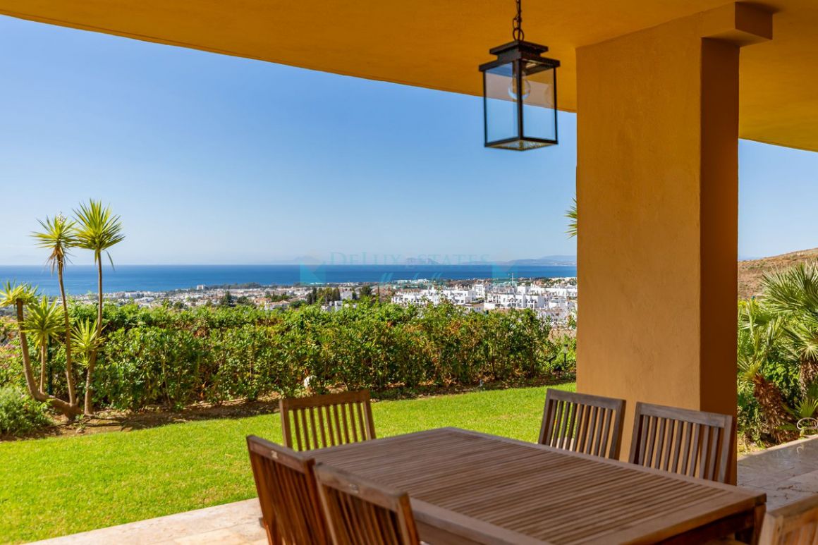 Apartamento Planta Baja en alquiler en Benahavis