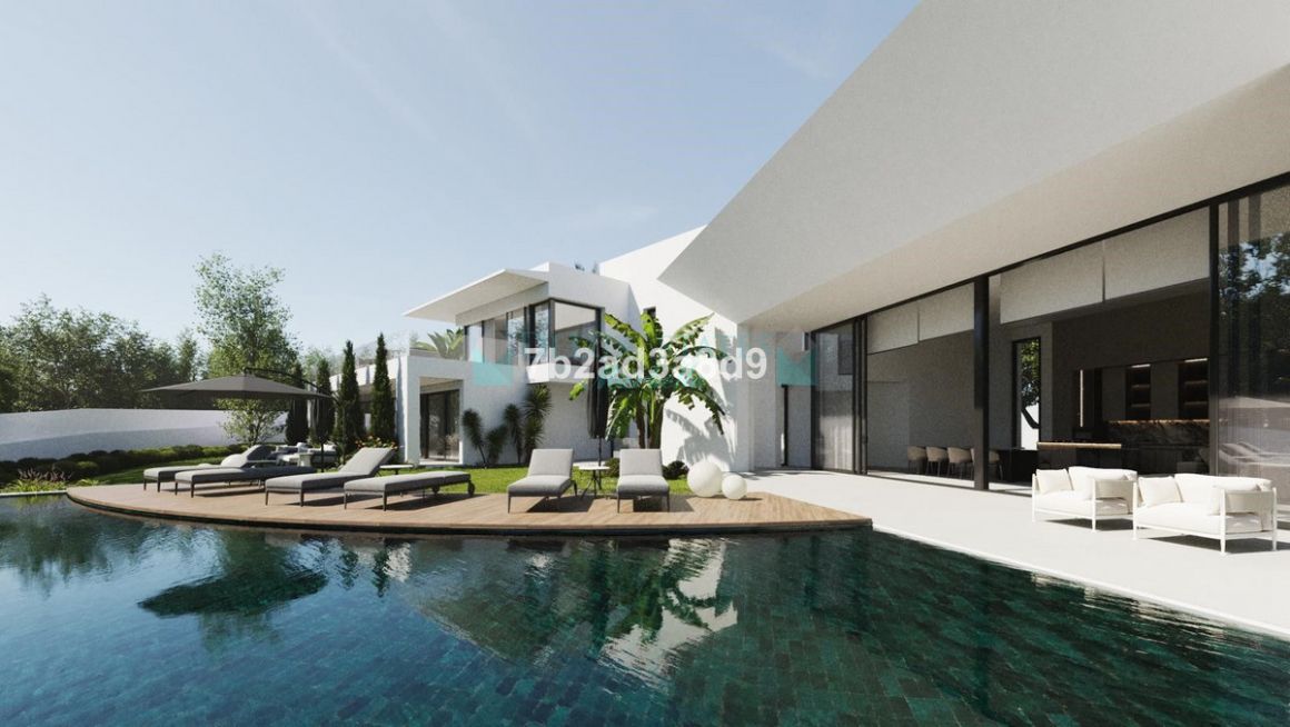 Residential Plot for sale in Nueva Andalucia