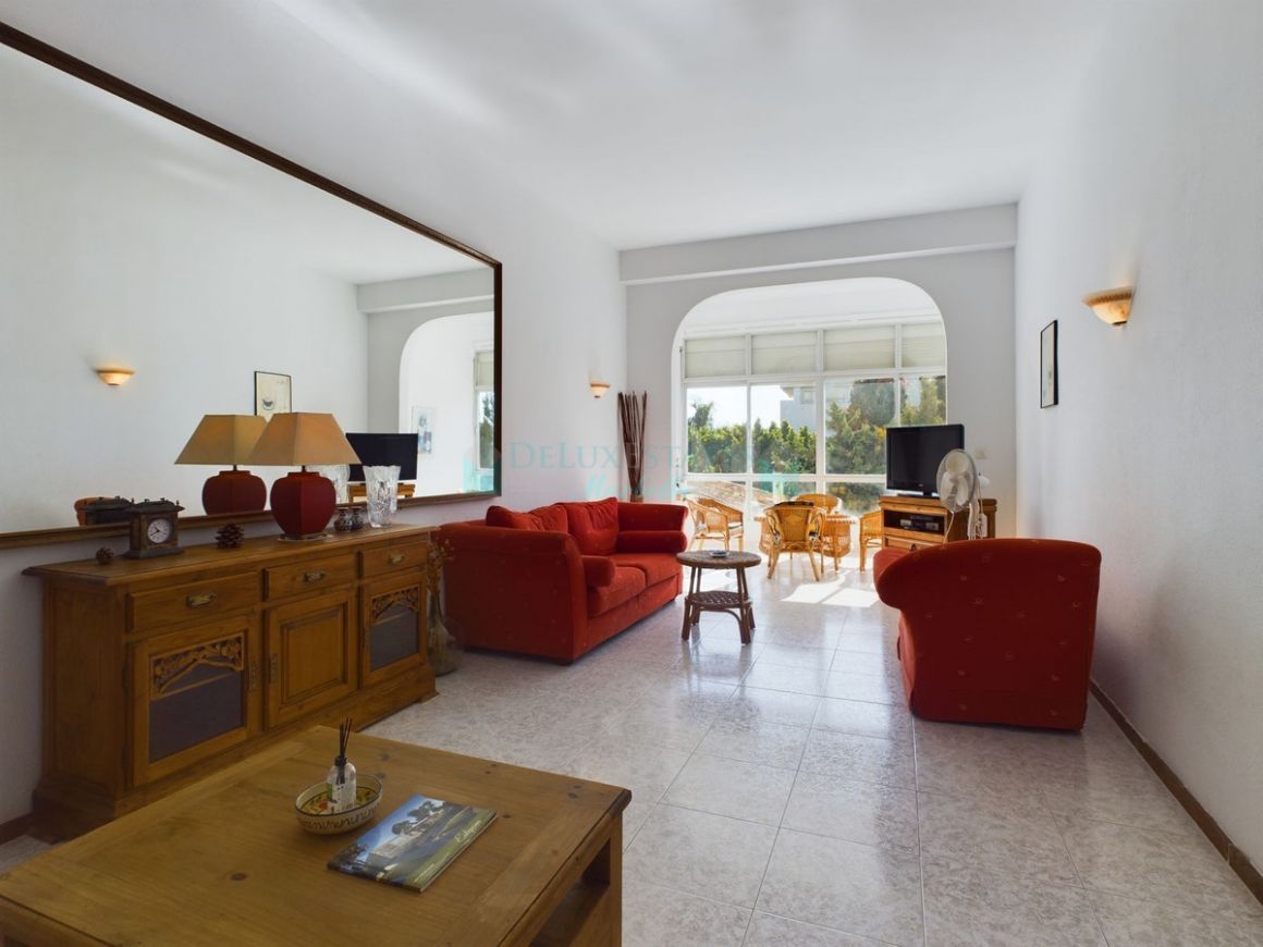 Ground Floor Apartment for sale in Estepona