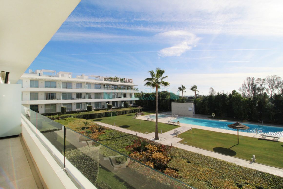 Apartment for sale in  New Golden Mile, Estepona