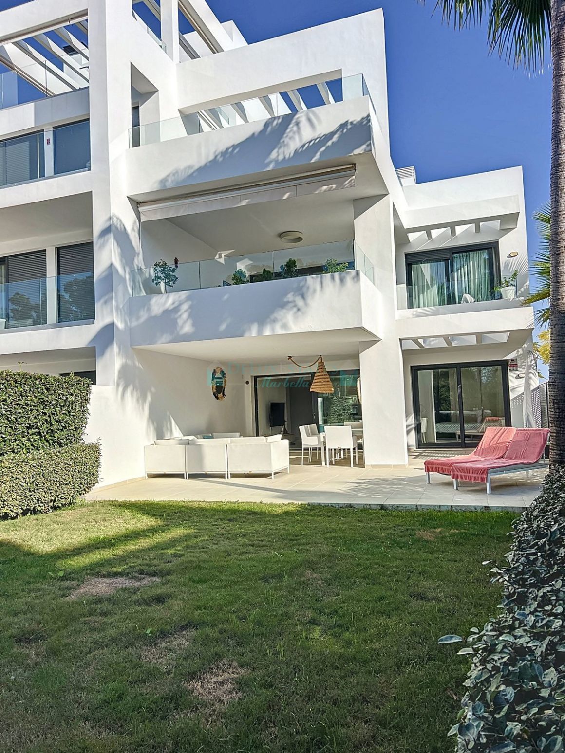 Ground Floor Apartment for sale in  Atalaya, Estepona