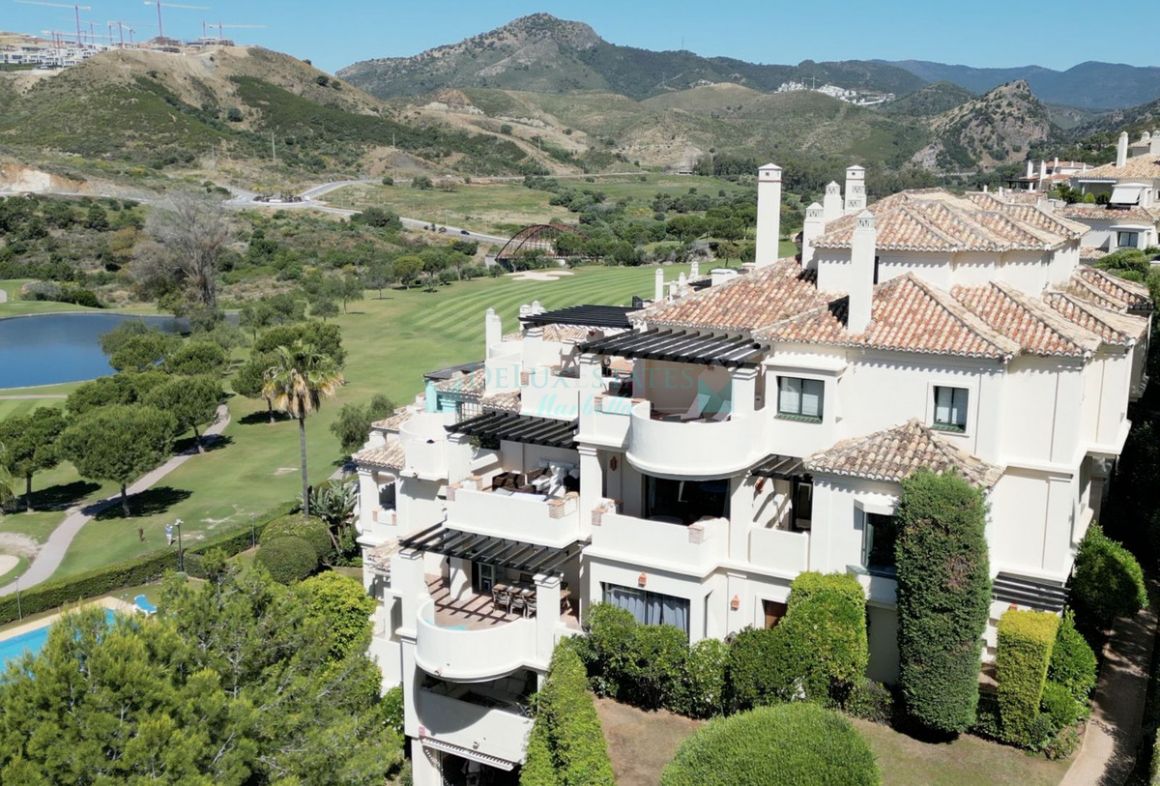 Apartamento en venta en Benahavis