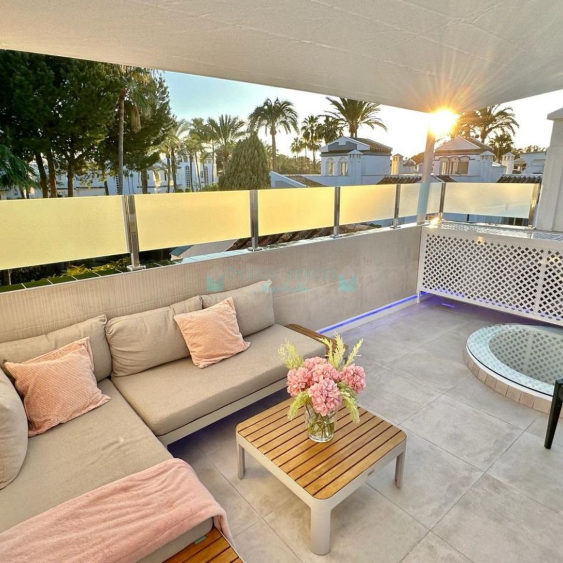 Town House for rent in Estepona