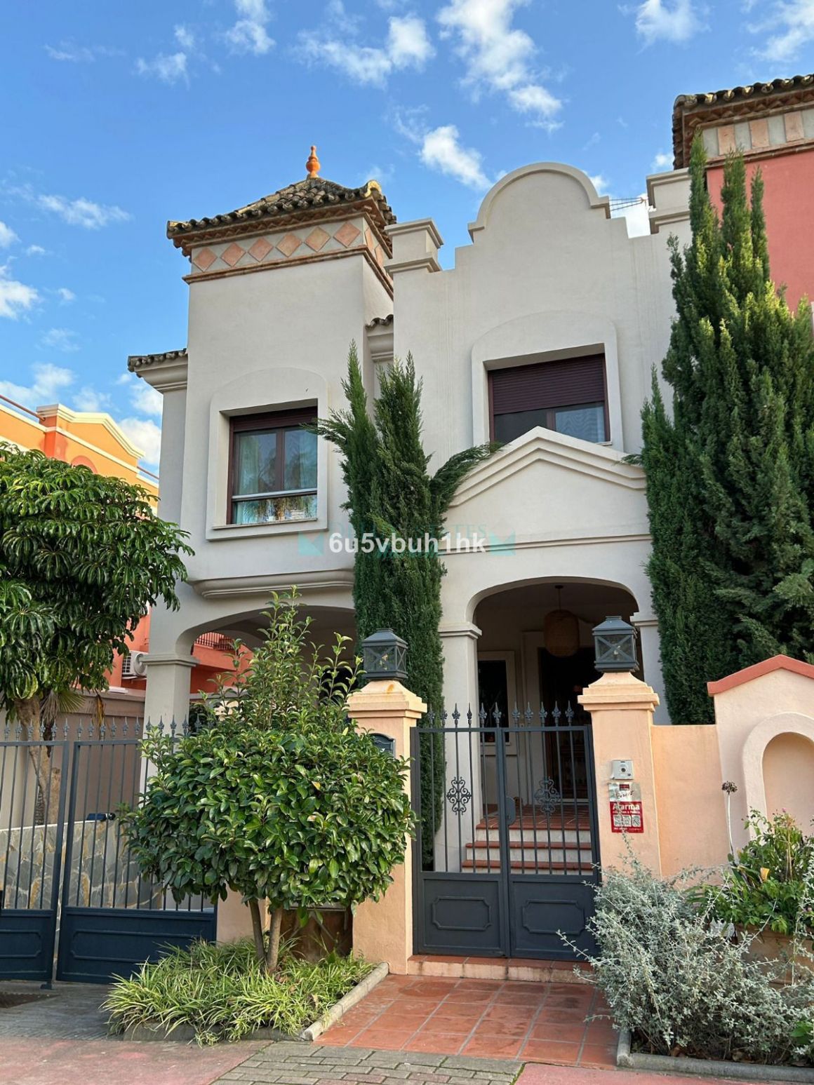 Semi Detached Villa for sale in Marbella - Puerto Banus