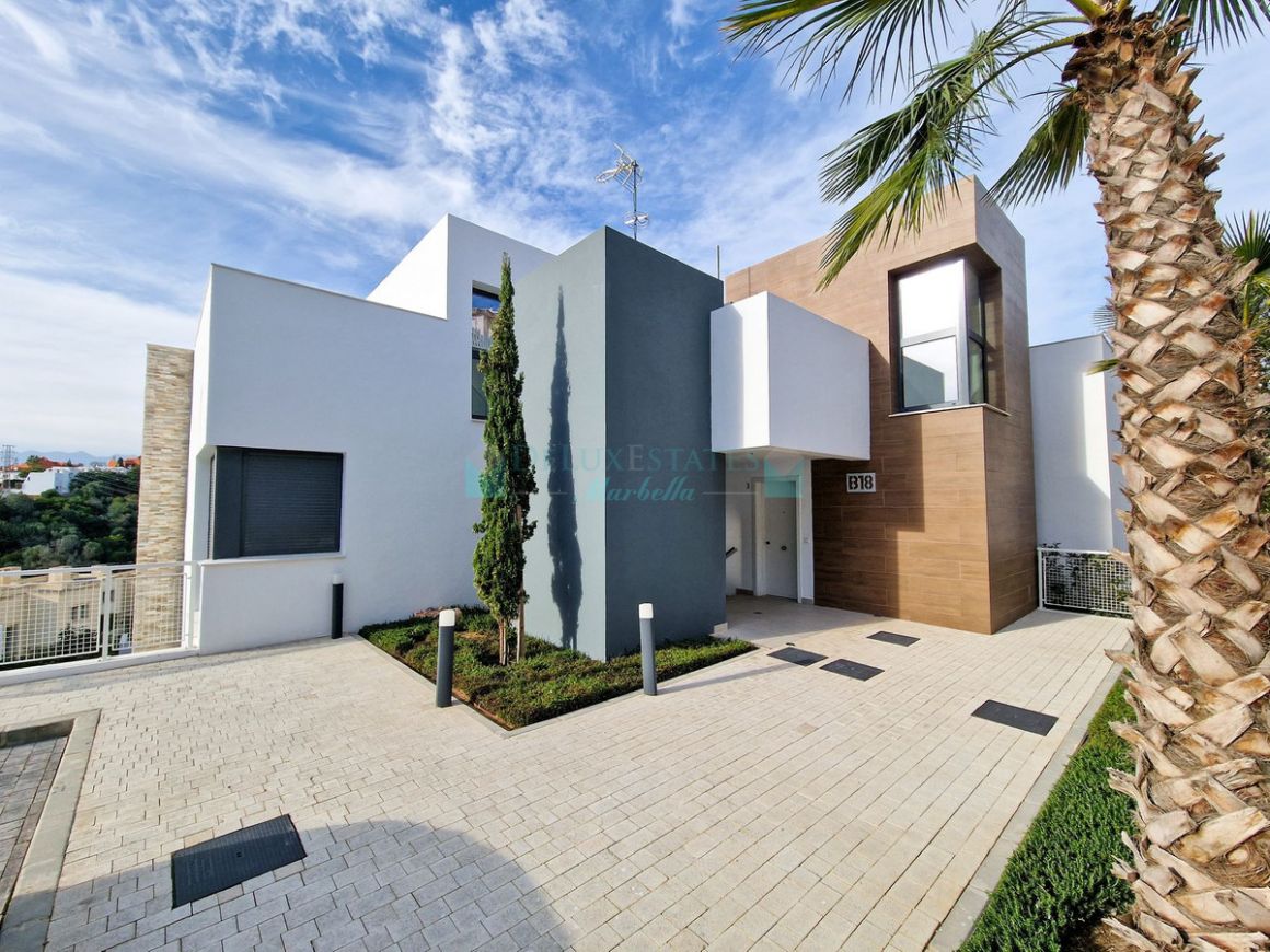 Penthouse in Artola, Marbella East