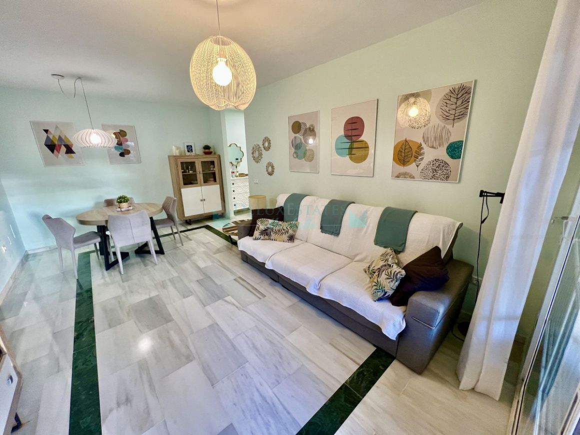 Ground Floor Apartment for sale in  Elviria, Marbella East