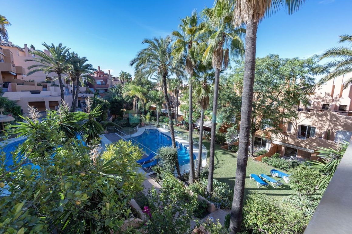 Town House in Nueva Andalucia