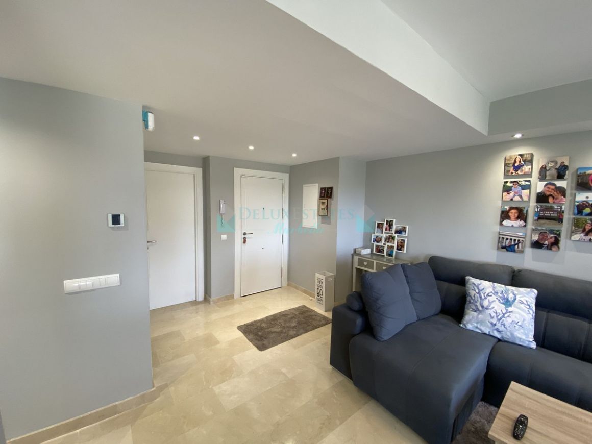 Apartamento en venta en Benahavis