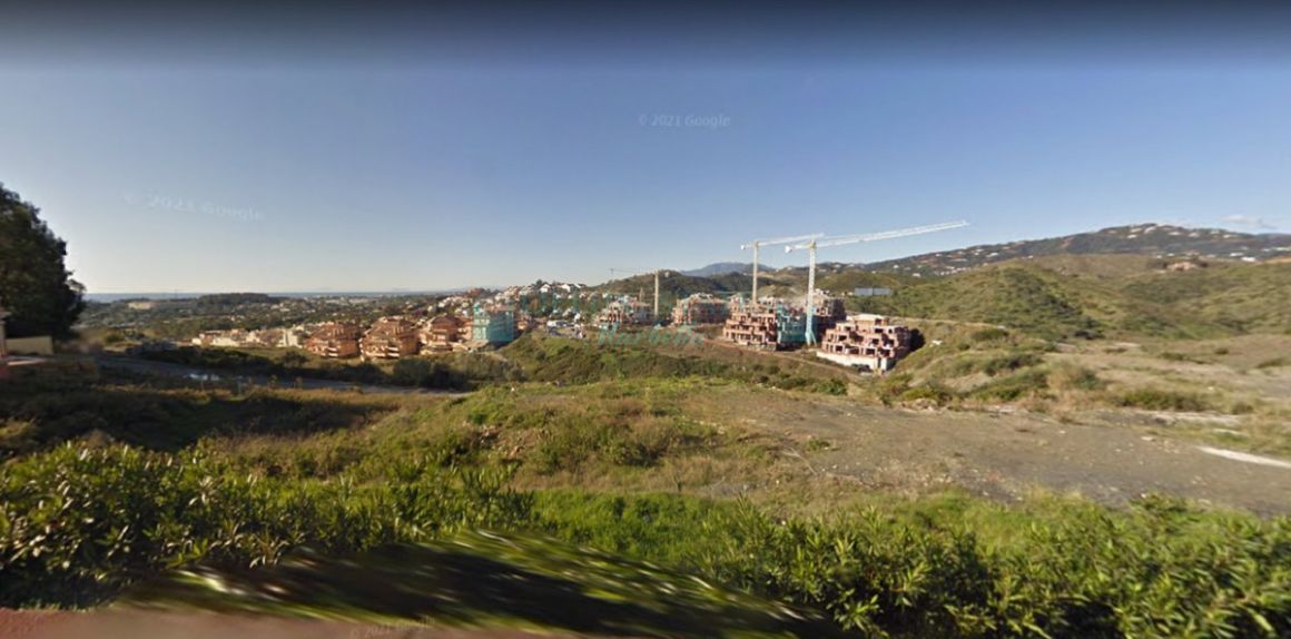 Residential Plot for sale in Nueva Andalucia