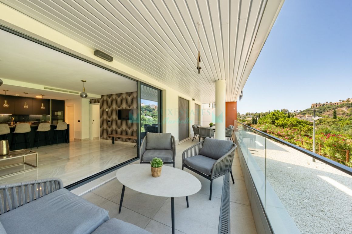 Ground Floor Apartment in Benahavis