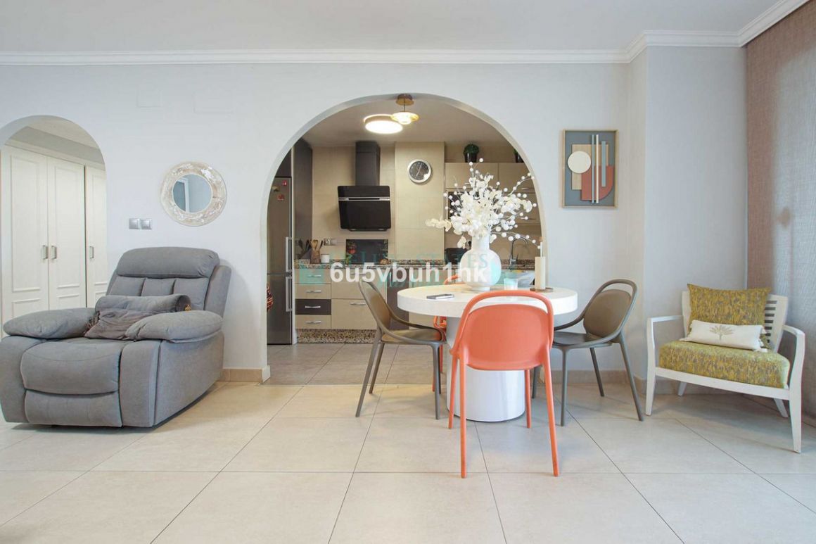 Ground Floor Apartment for sale in  Las Chapas, Marbella East