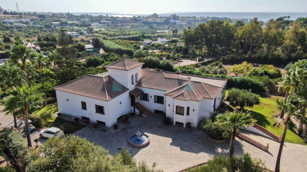 Finca in Estepona