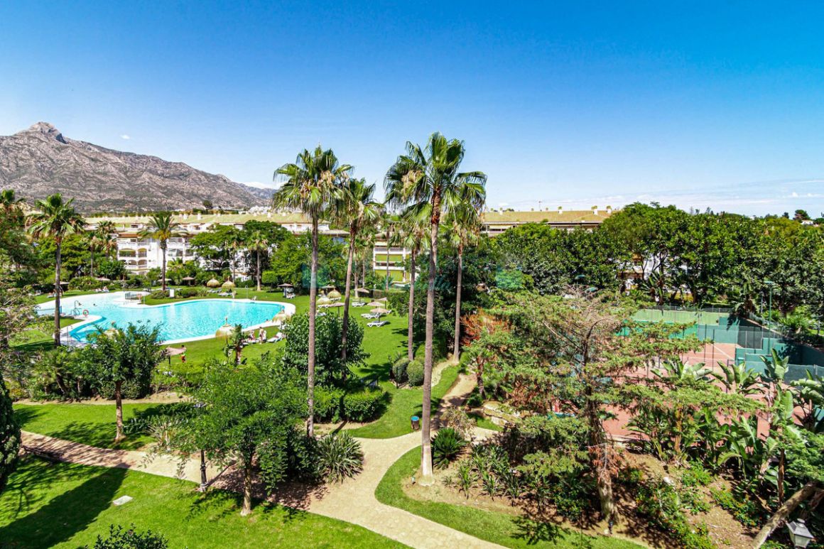 Apartment in Nueva Andalucia