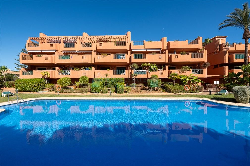 Apartamento Planta Baja en venta en  Cabopino, Marbella Este