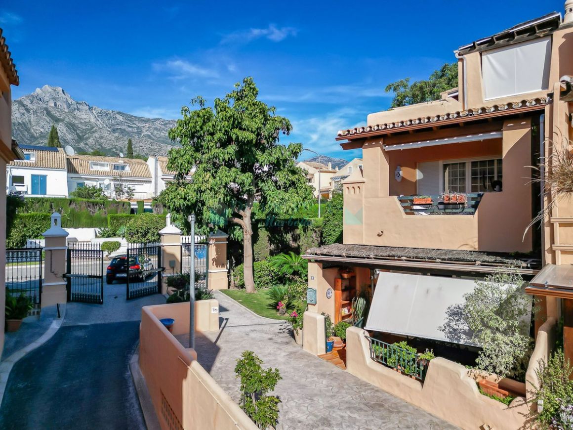 Town House for sale in  Nagüeles, Marbella Golden Mile