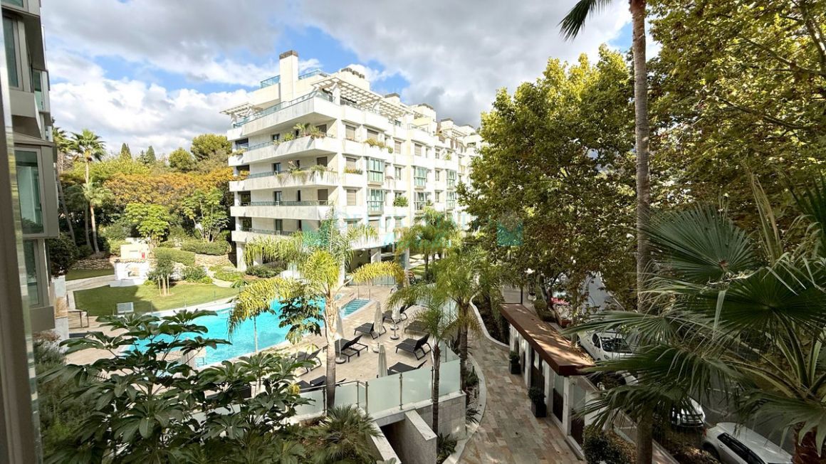 Apartment for rent in Marbella Golden Mile