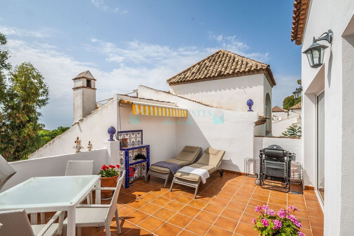 Penthouse in Costabella, Marbella East