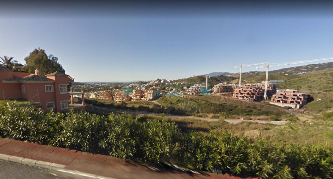 Residential Plot in Nueva Andalucia