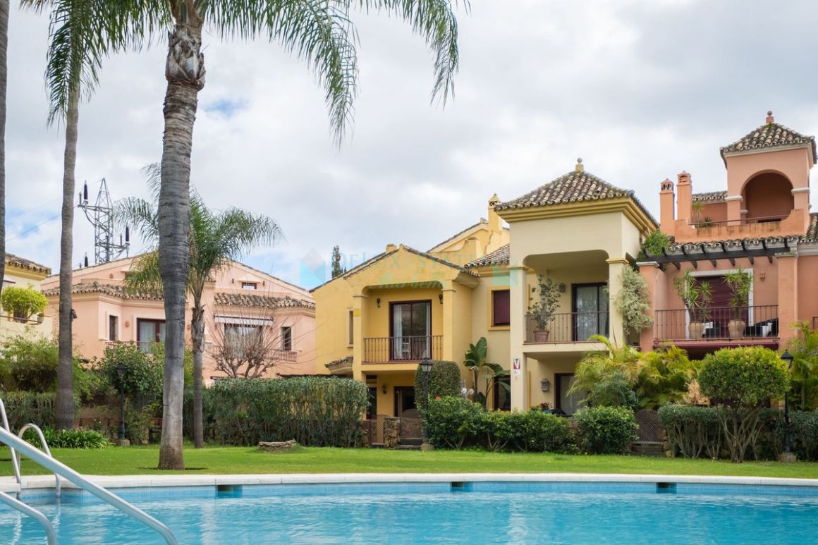 Town House for rent in Marbella Golden Mile