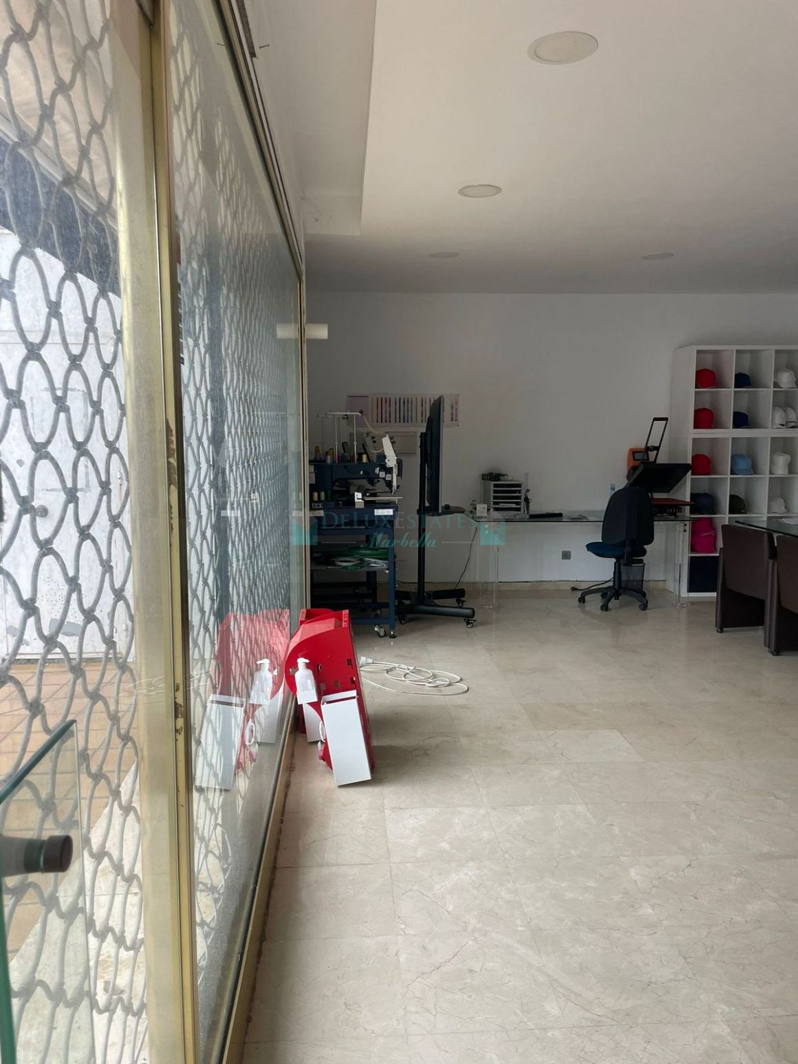 Office for rent in Estepona