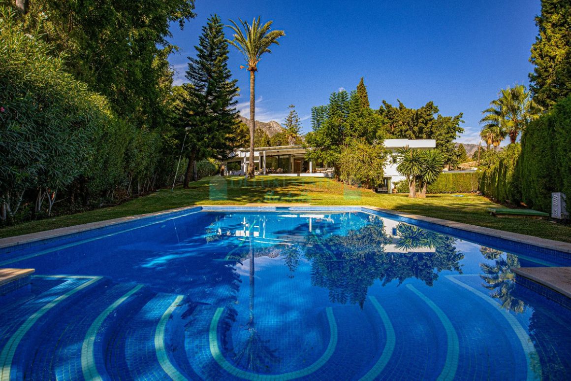 Villa for rent in Marbella Golden Mile