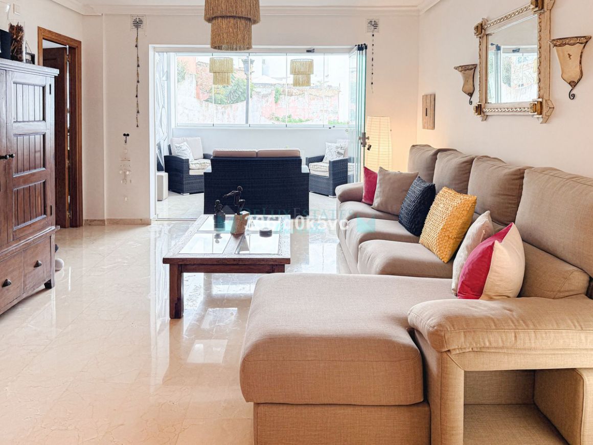 Ground Floor Apartment for sale in Benahavis