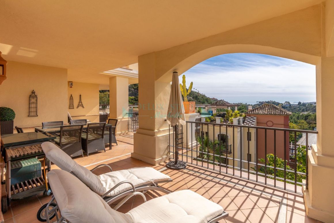 Ground Floor Apartment in Los Arqueros, Benahavis