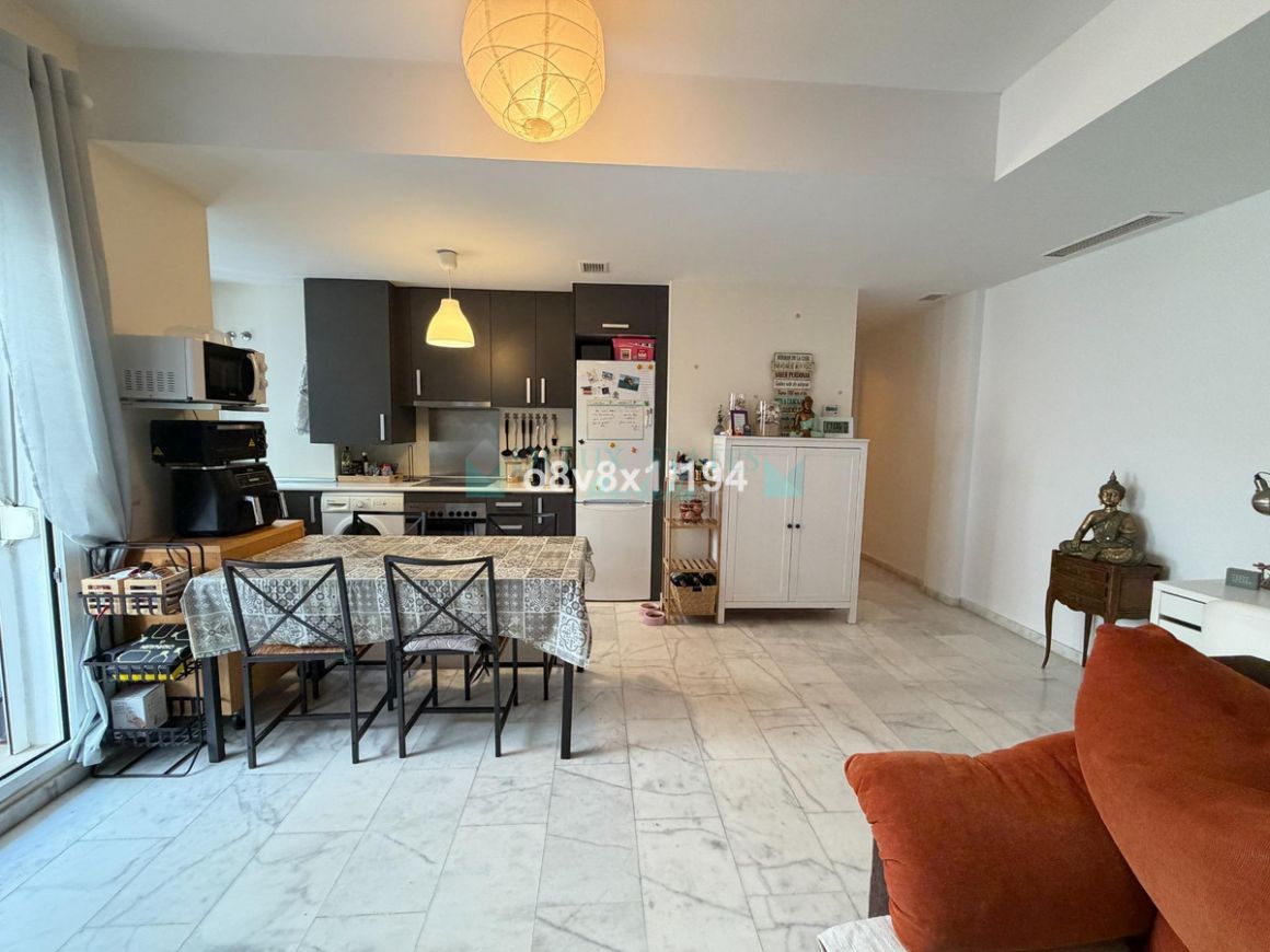 Apartamento en venta en Estepona