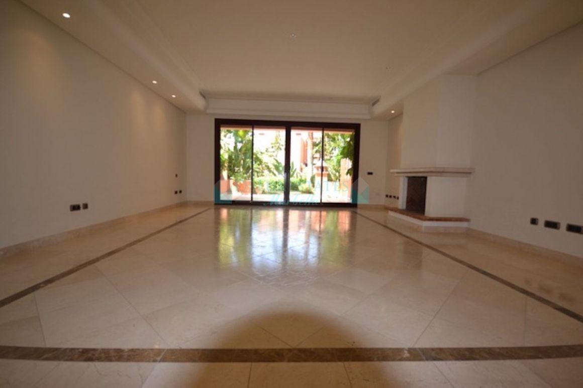 Adosado en venta en Marbella Golden Mile