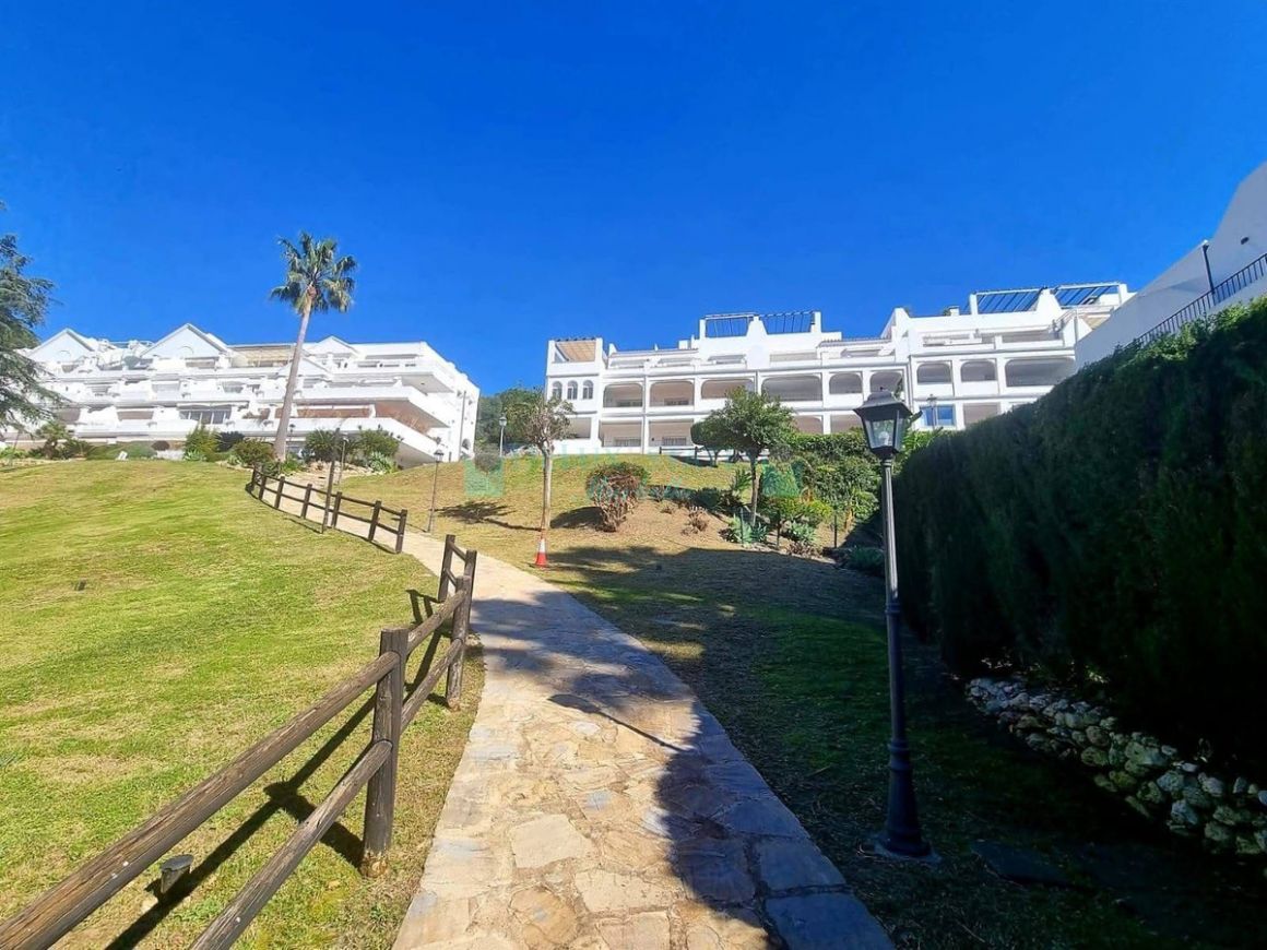 Apartamento en venta en  La Quinta, Benahavis