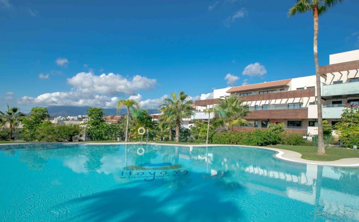 Apartamento Planta Baja en venta en  Los Flamingos, Benahavis