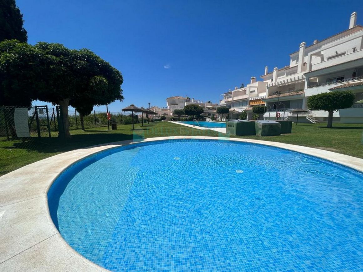 Apartment in Rio Real, Marbella East