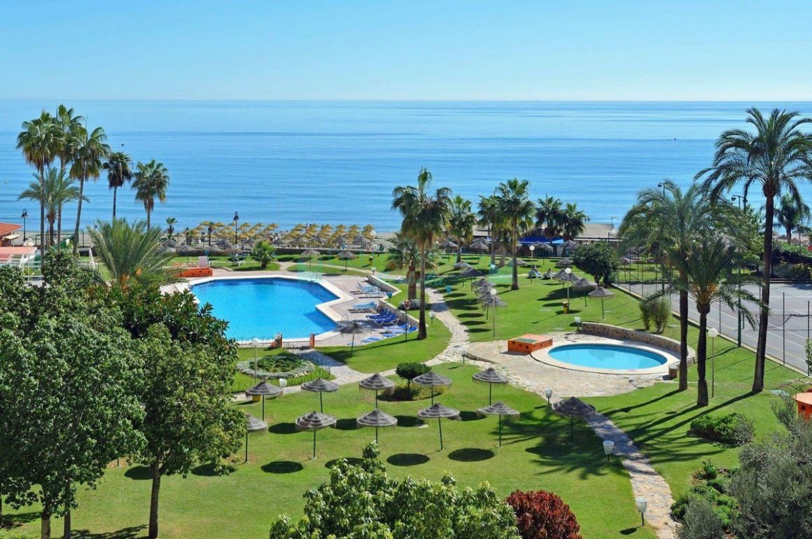 Penthouse for sale in Estepona