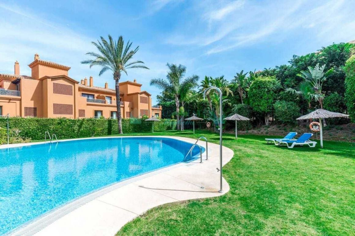 Ground Floor Apartment in Atalaya, Estepona