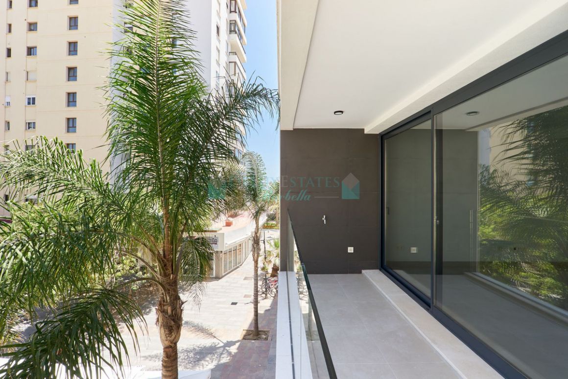 Apartamento en venta en Estepona