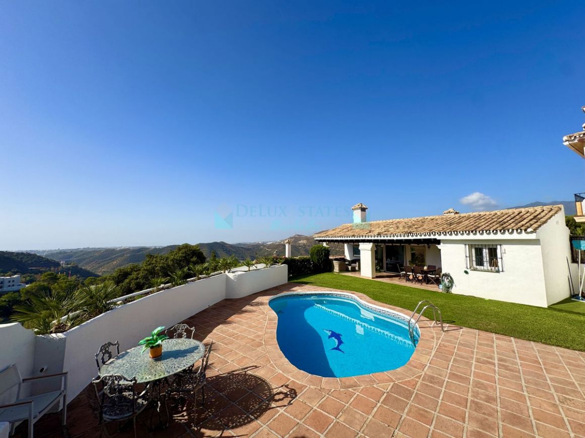 Villa en alquiler en Istan