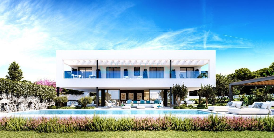 Villa en venta en  Las Chapas, Marbella Este